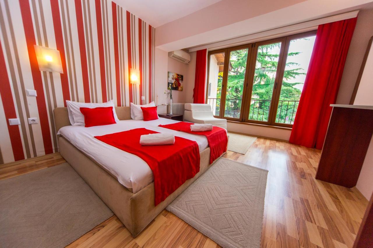 Hotel Pine Skopje Exteriér fotografie